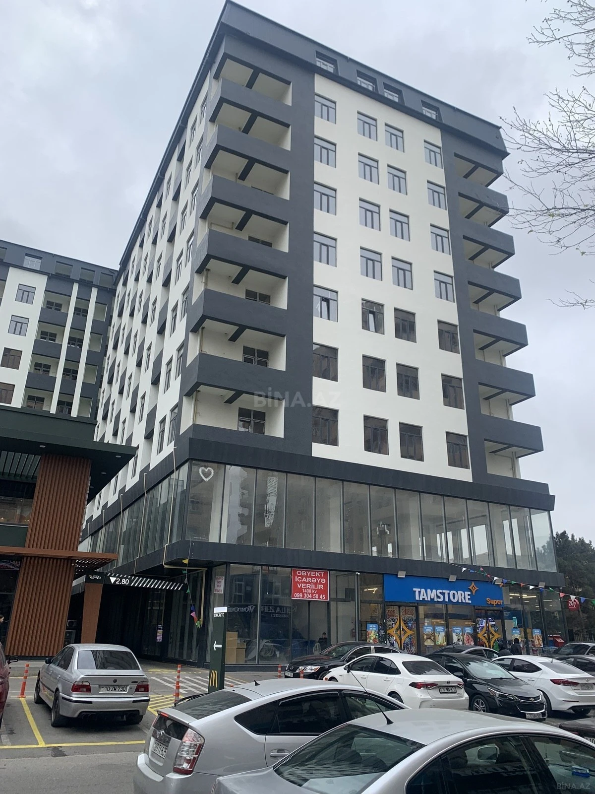 Satılır 2 otaqlı mənzil 72 m²