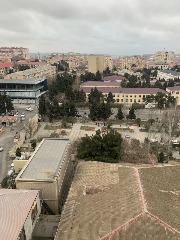 Satılır 2 otaqlı mənzil 72 m²