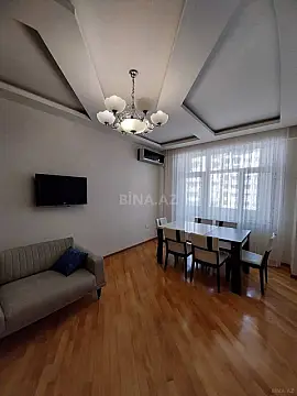 Kirayə verilir 2 otaqlı mənzil 90 m²