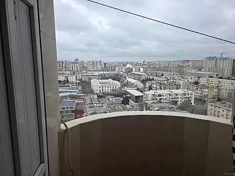 Kirayə verilir 3 otaqlı mənzil 100 m²