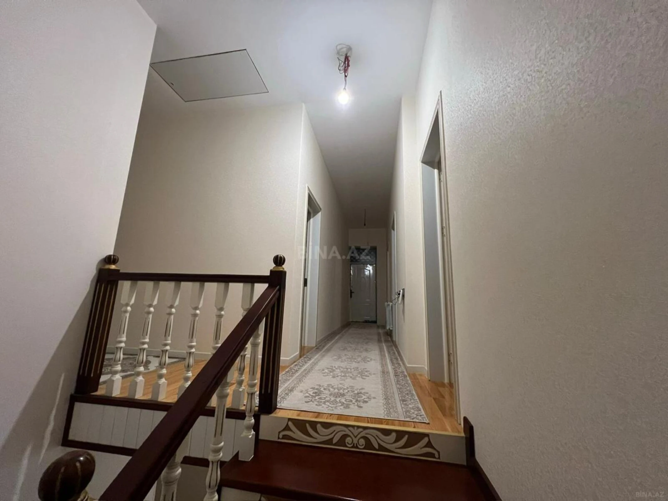 Satılır 6 otaqlı həyət evi 200 m²