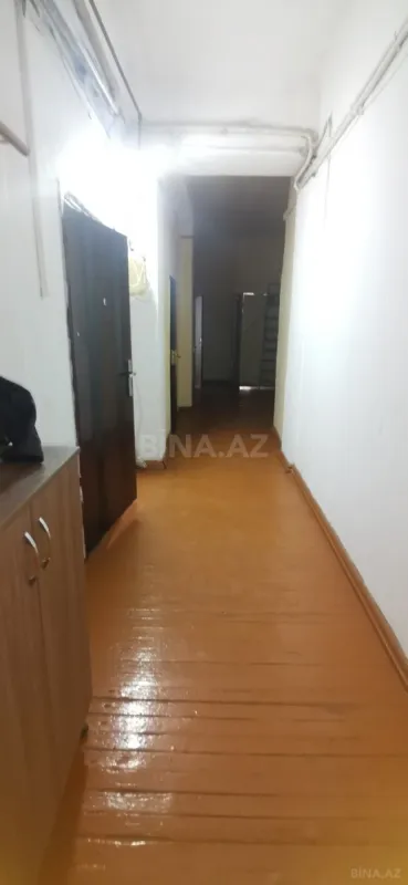 Satılır 4 otaqlı mənzil 100 m²