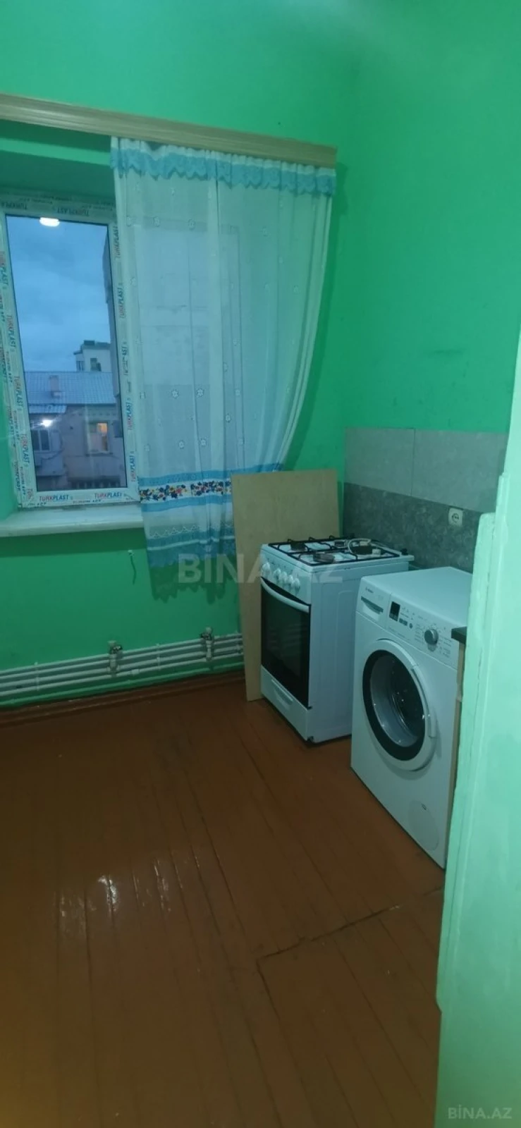 Satılır 4 otaqlı mənzil 100 m²
