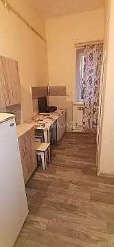 Satılır 4 otaqlı mənzil 100 m²
