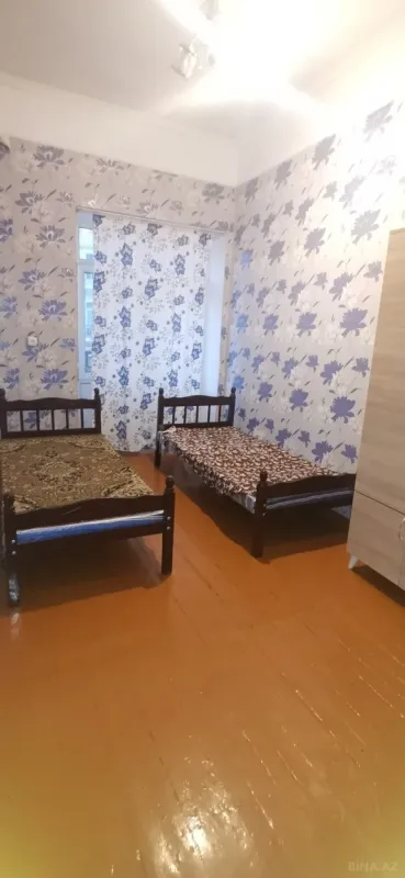 Satılır 4 otaqlı mənzil 100 m²