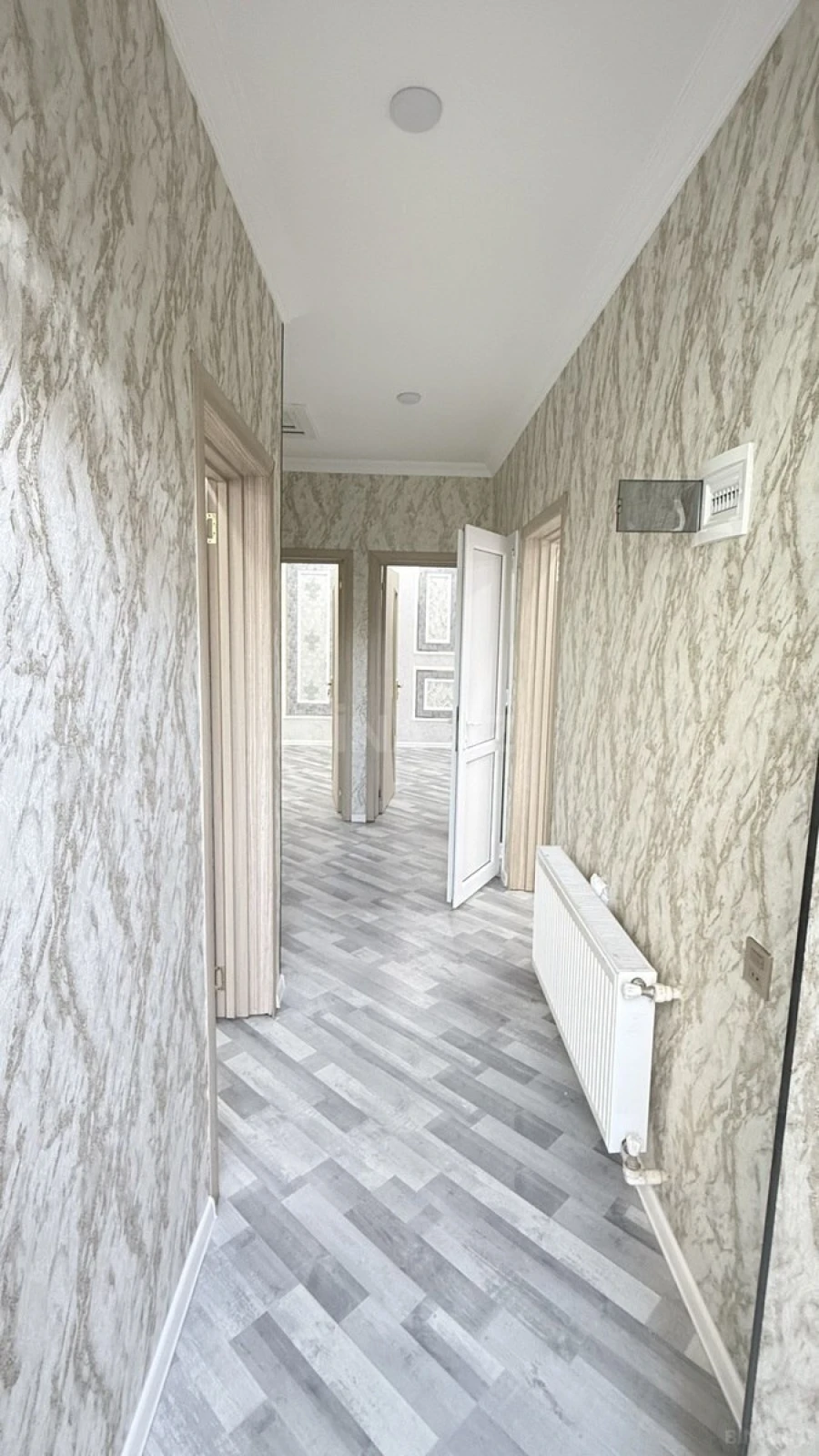 Satılır 4 otaqlı həyət evi 115 m²