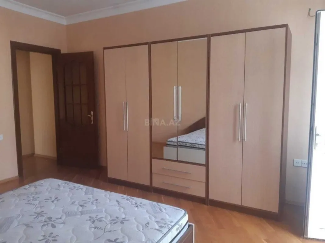 Kirayə verilir 3 otaqlı mənzil 110 m²