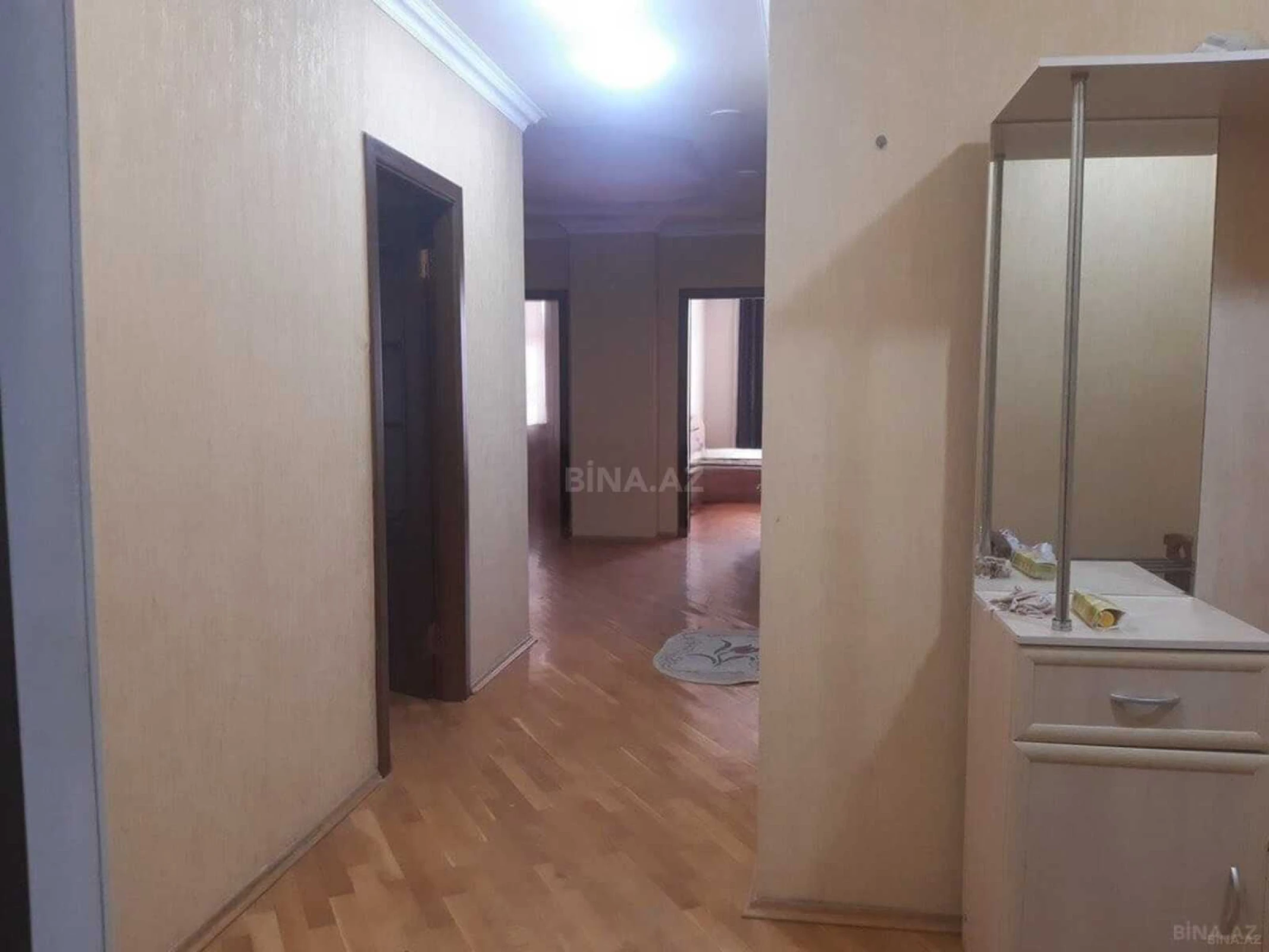 Kirayə verilir 3 otaqlı mənzil 110 m²