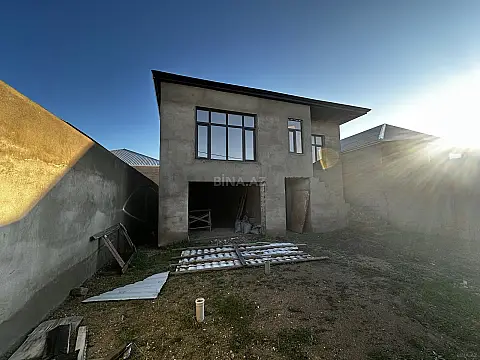 Satılır 6 otaqlı həyət evi 120 m²