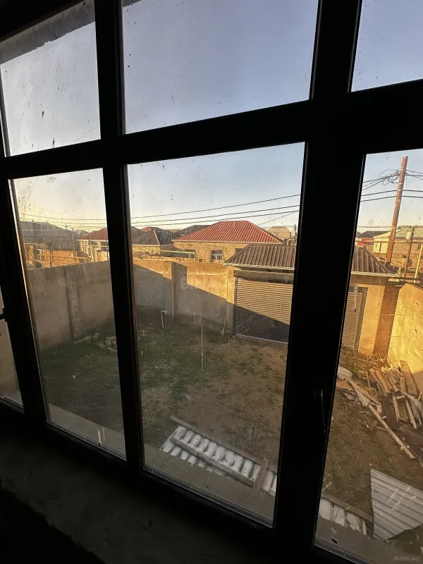 Satılır 6 otaqlı həyət evi 120 m²