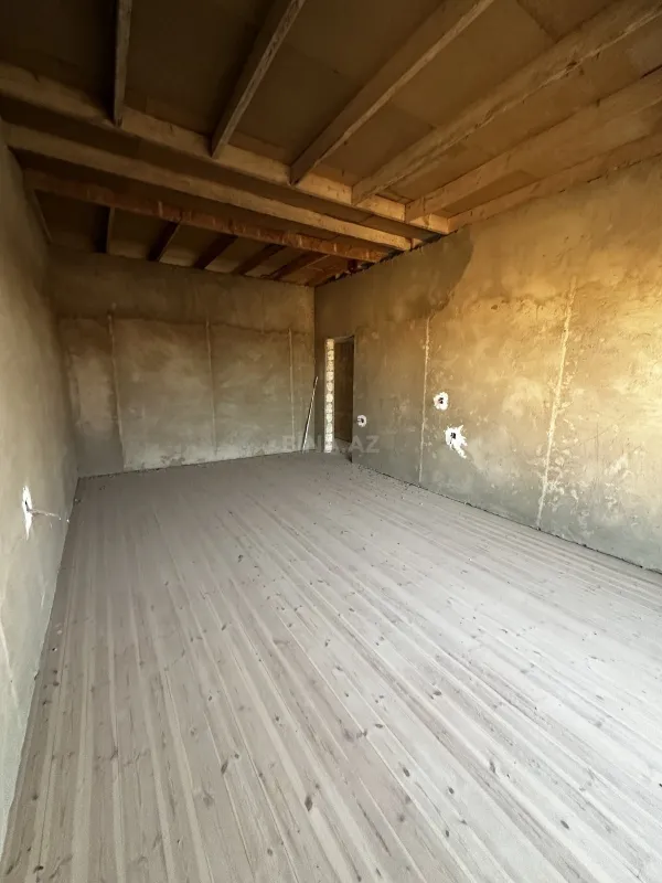 Satılır 6 otaqlı həyət evi 120 m²