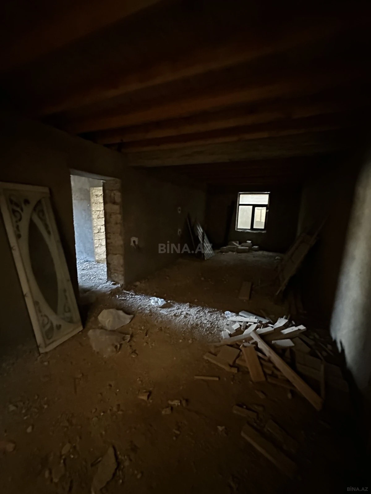 Satılır 6 otaqlı həyət evi 120 m²