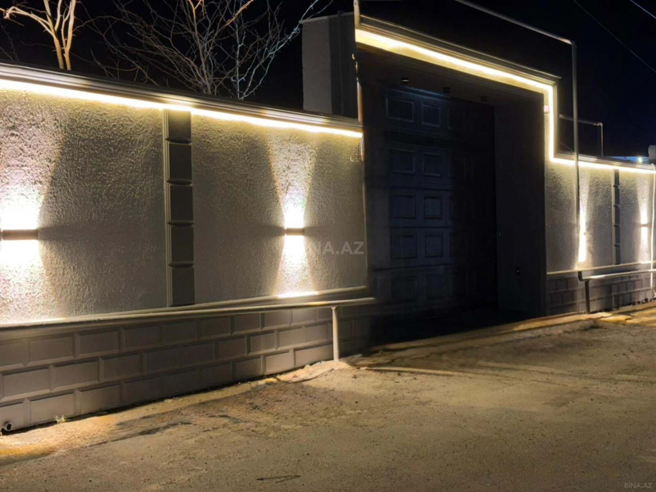 Satılır 6 otaqlı həyət evi 350 m²