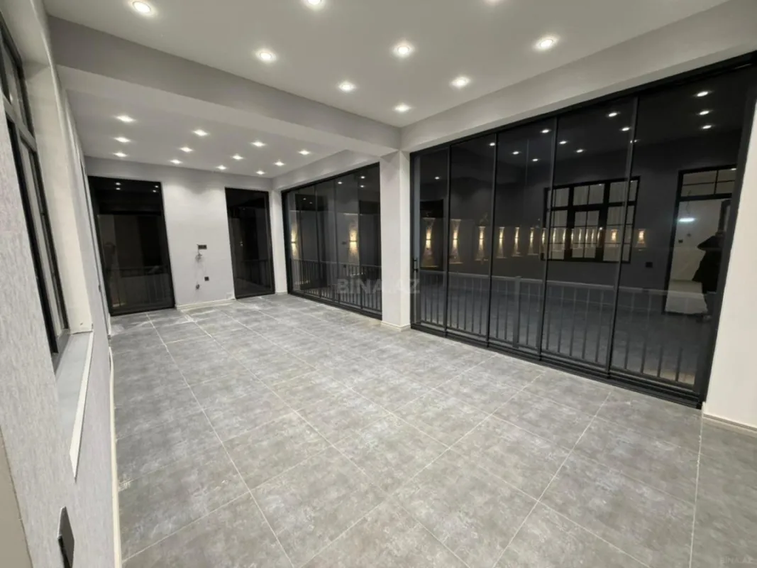 Satılır 6 otaqlı həyət evi 350 m²