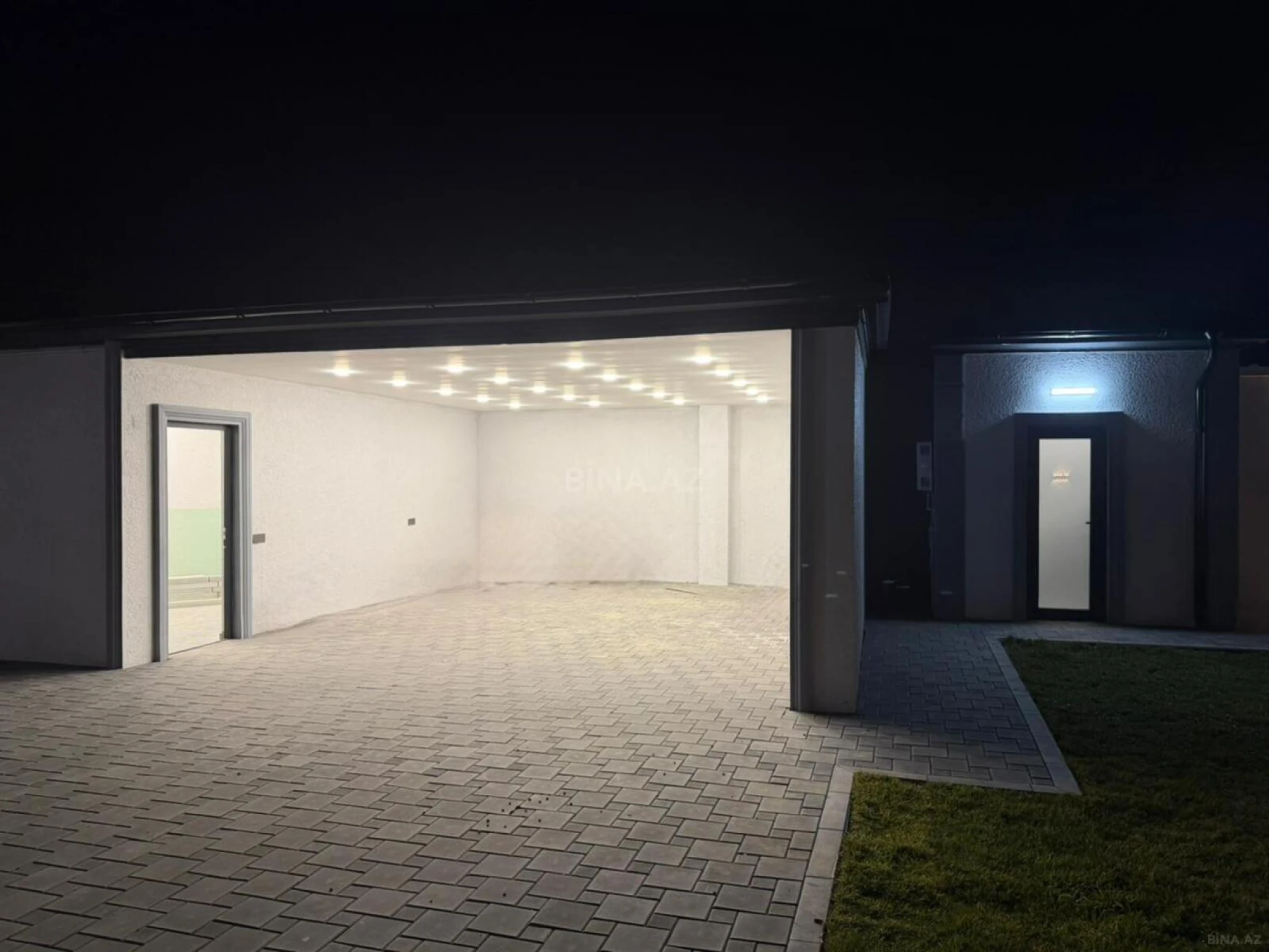 Satılır 6 otaqlı həyət evi 350 m²