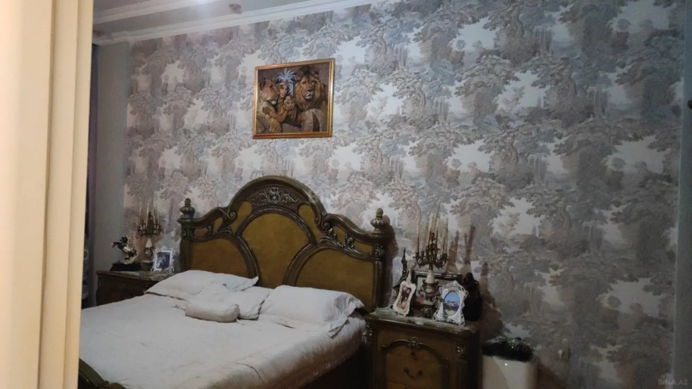 Satılır 2 otaqlı mənzil 70 m²