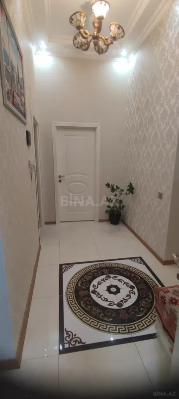 Satılır 2 otaqlı mənzil 70 m²
