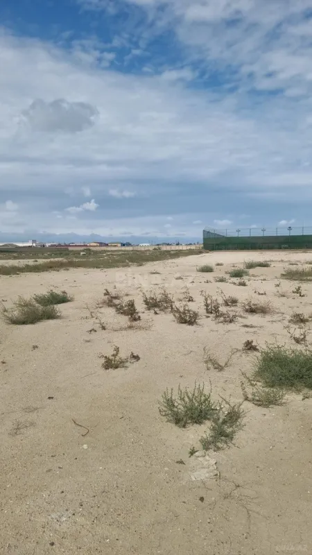 Satılır torpaq sahəsi 800 m²