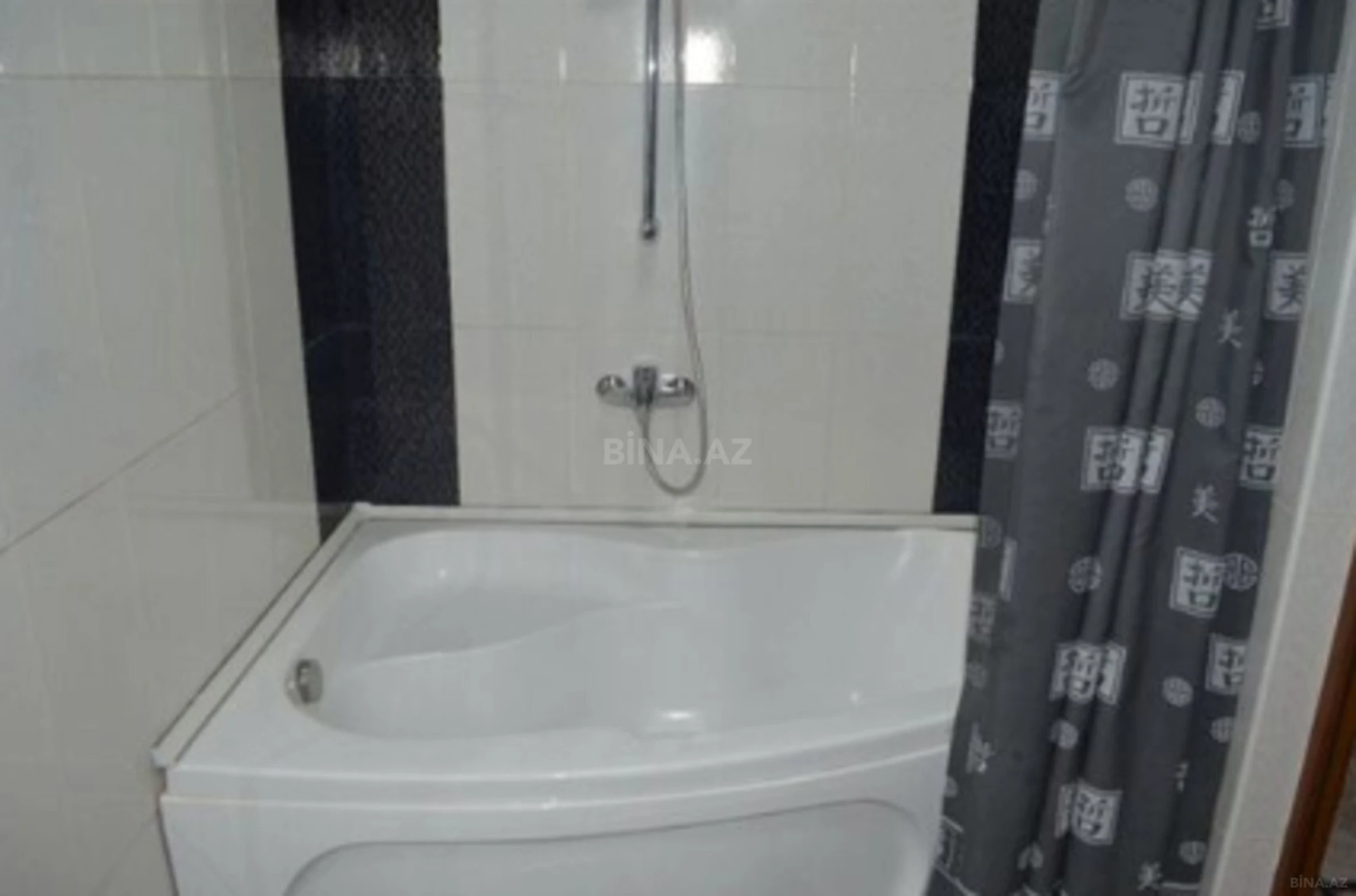 Kirayə verilir 2 otaqlı mənzil 100 m²