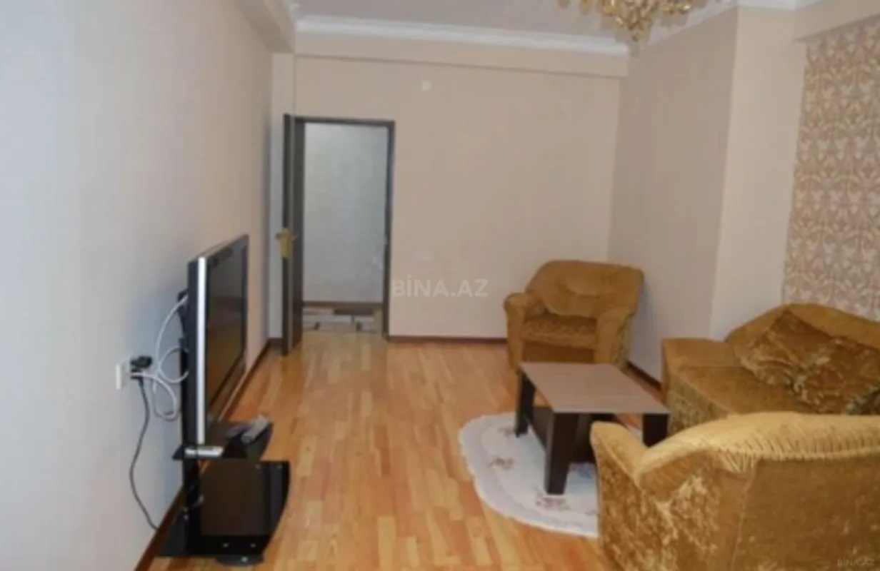 Kirayə verilir 2 otaqlı mənzil 100 m²