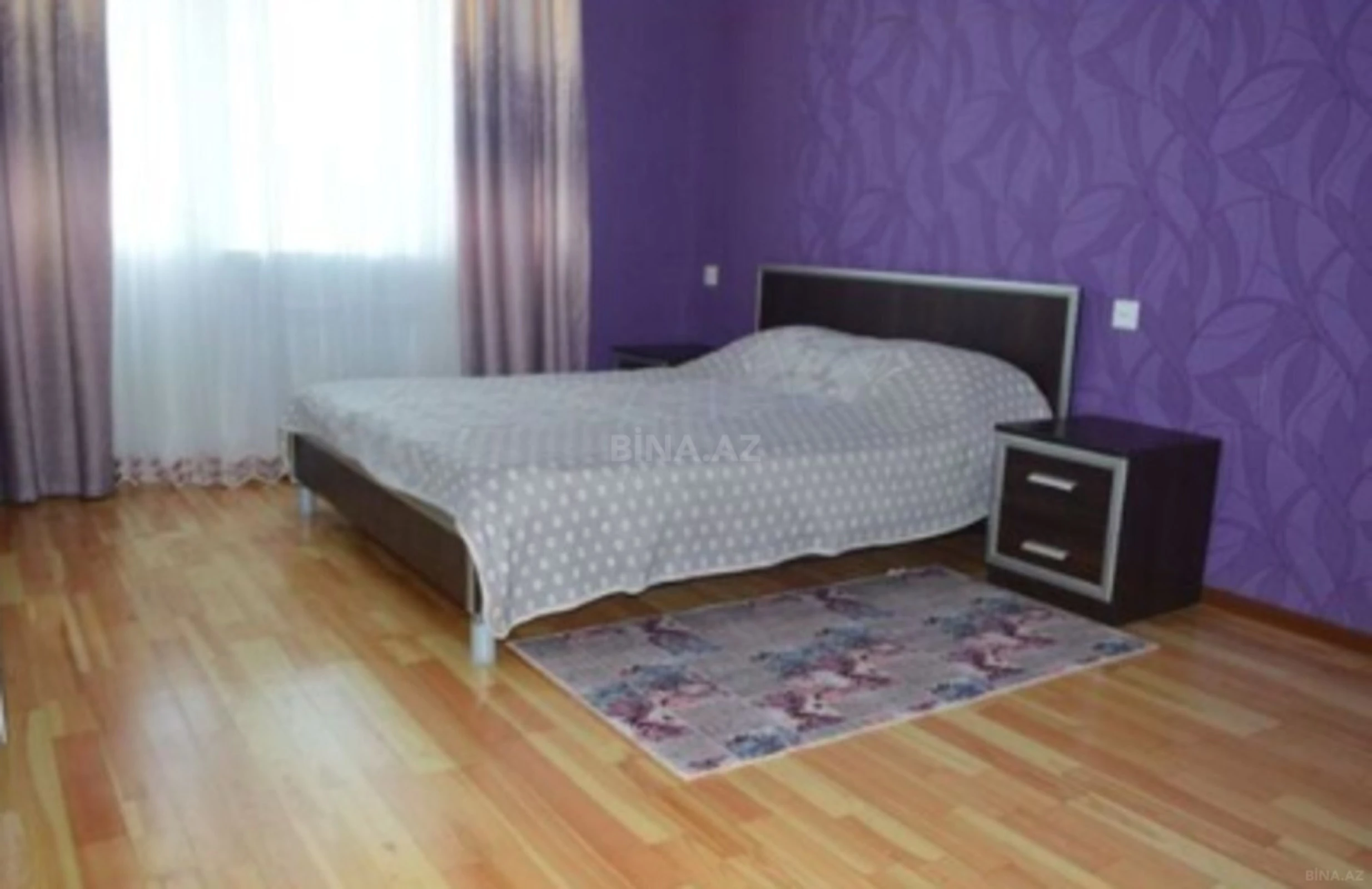Kirayə verilir 2 otaqlı mənzil 100 m²