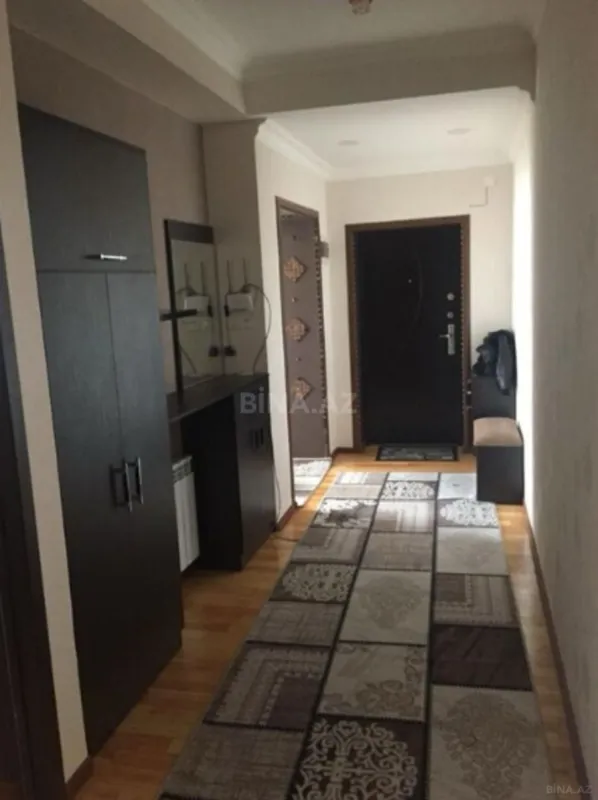 Kirayə verilir 2 otaqlı mənzil 100 m²