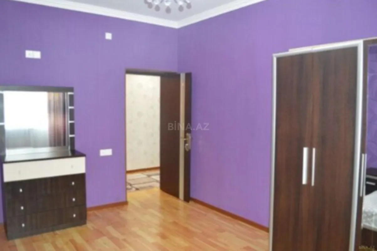 Kirayə verilir 2 otaqlı mənzil 100 m²