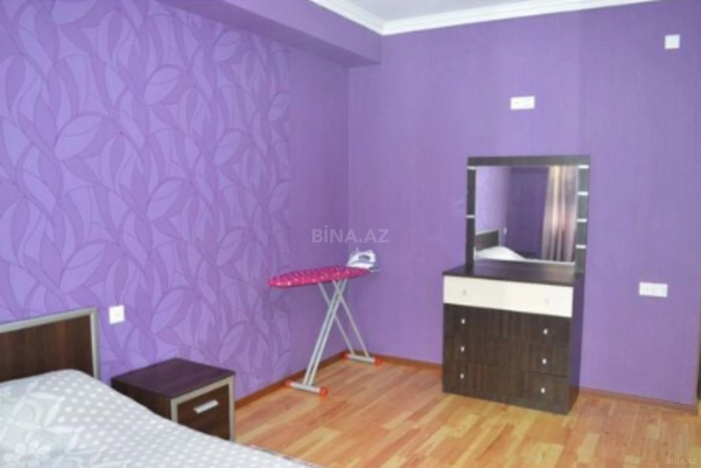 Kirayə verilir 2 otaqlı mənzil 100 m²