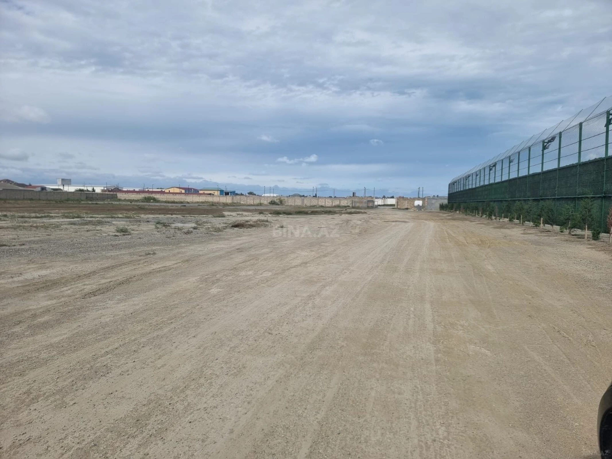 Satılır torpaq sahəsi 83 m²