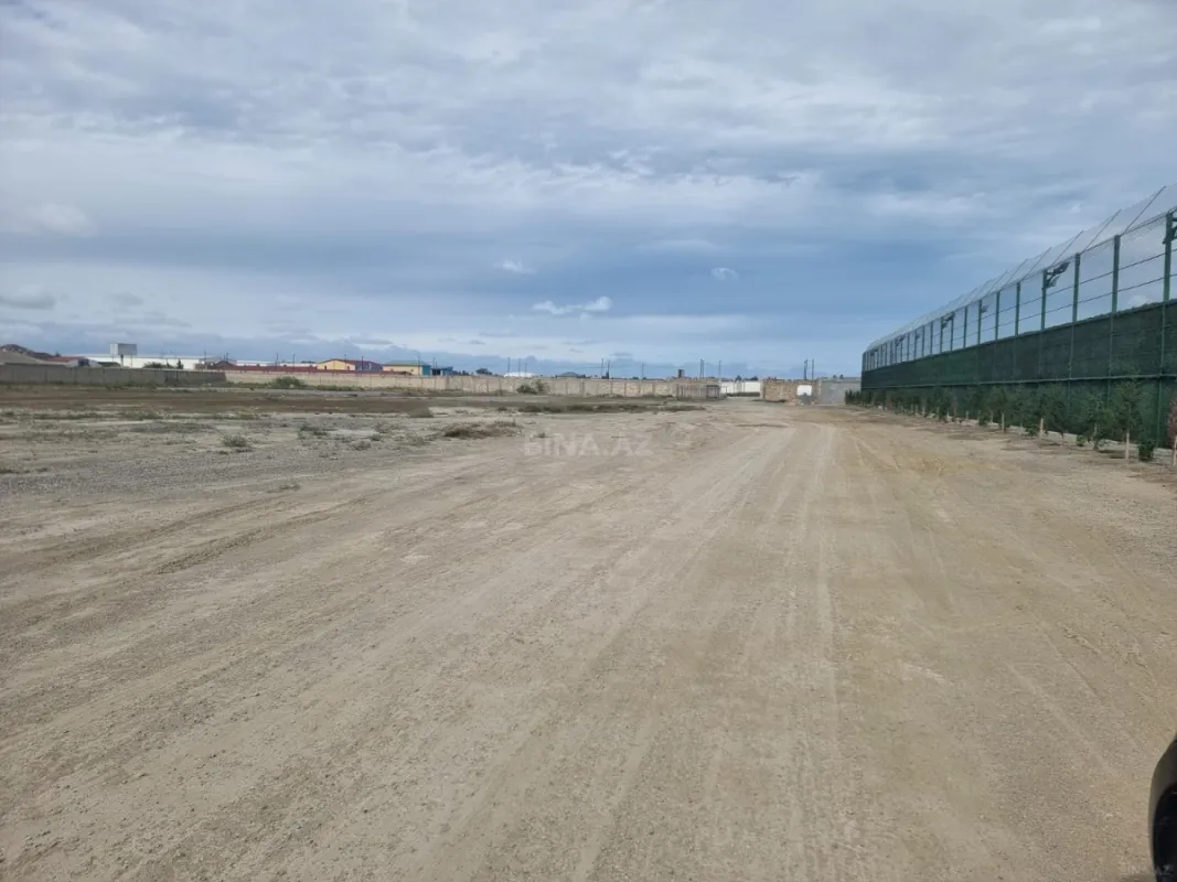 Satılır torpaq sahəsi 83 m²