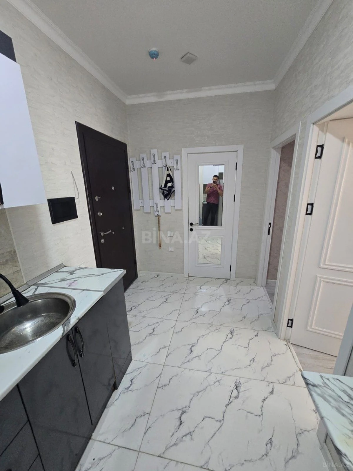 Kirayə verilir 2 otaqlı mənzil 55 m²