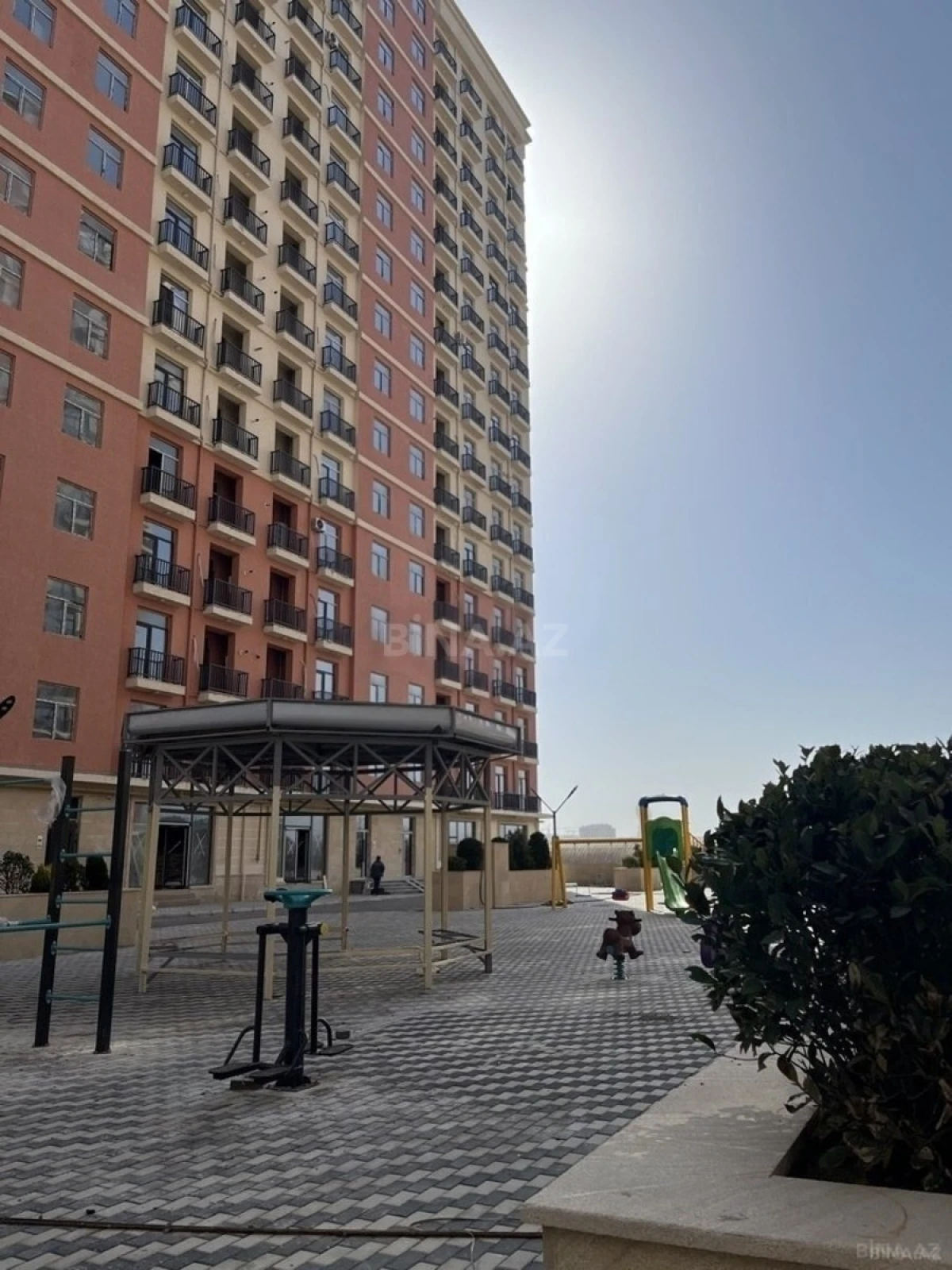 Satılır 2 otaqlı mənzil 65 m²