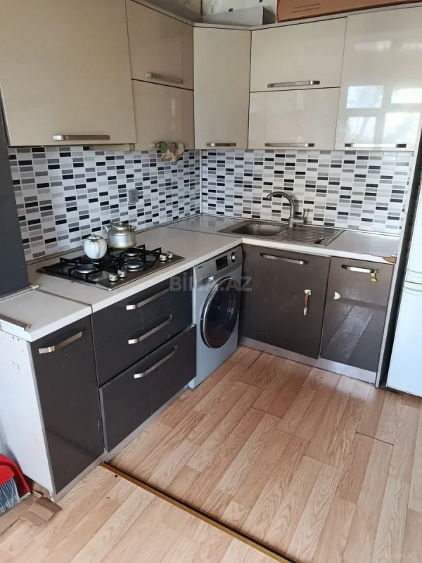 Kirayə verilir 2 otaqlı mənzil 50 m²