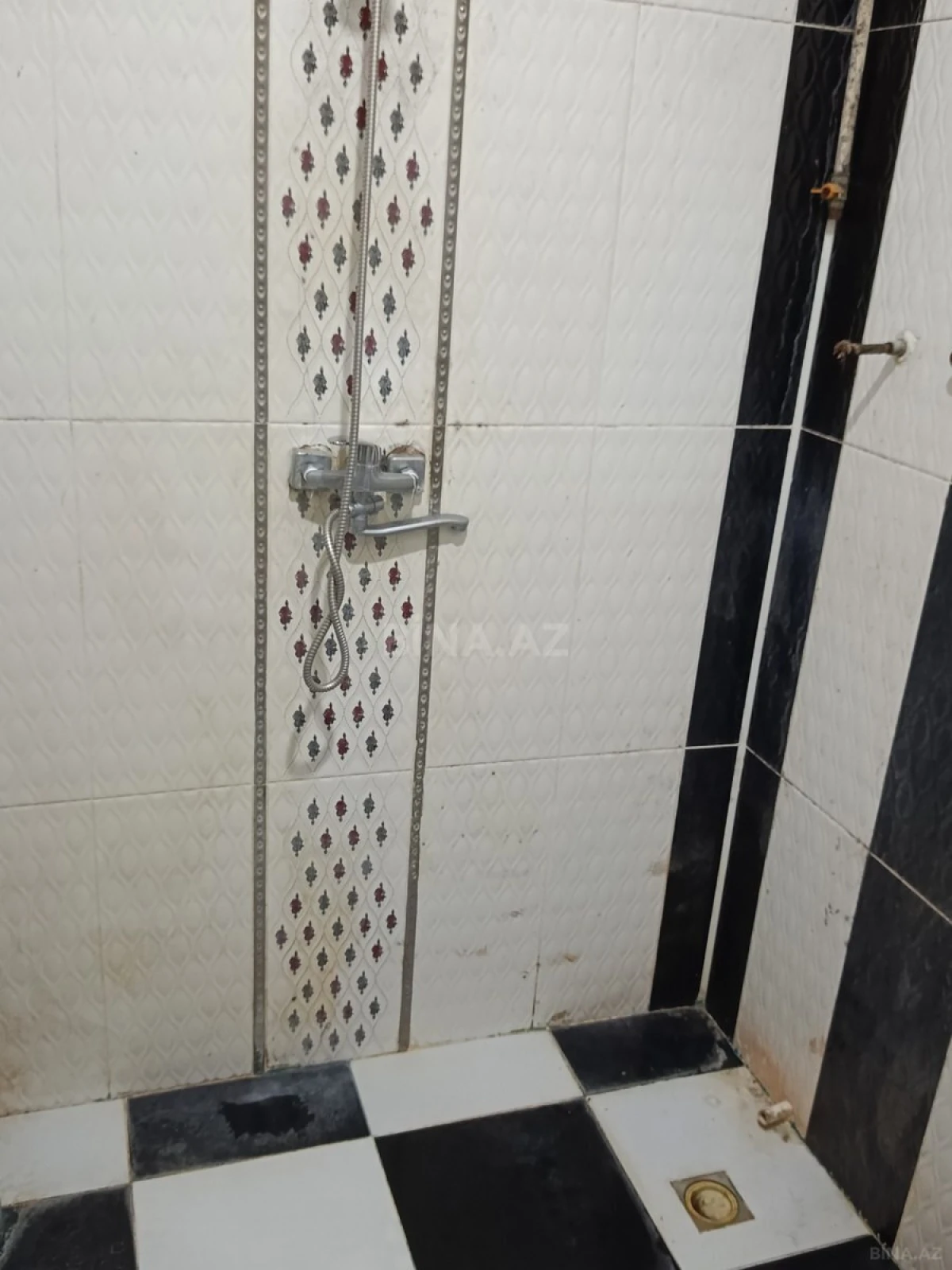 Kirayə verilir 2 otaqlı mənzil 50 m²