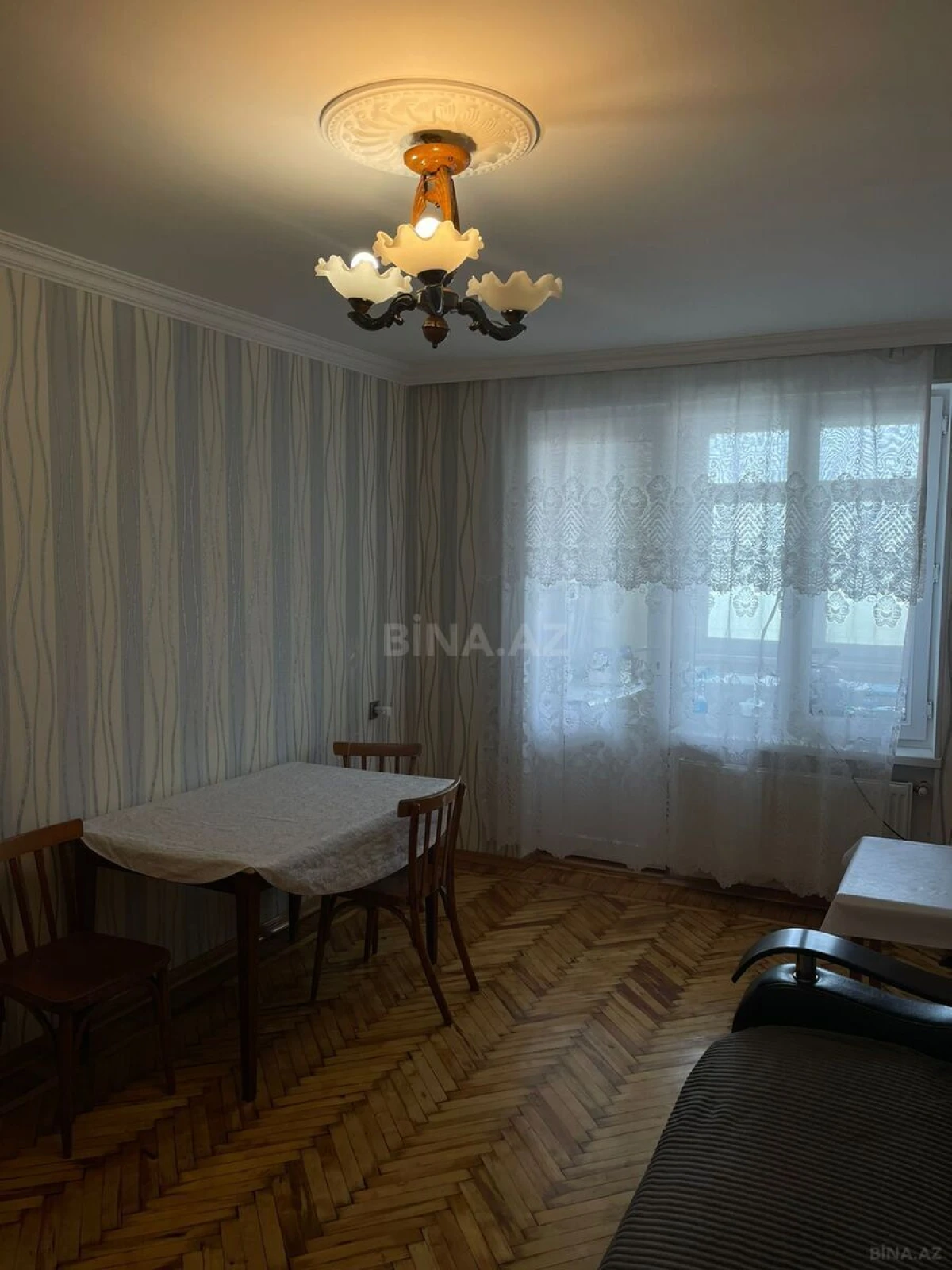 Kirayə verilir 2 otaqlı mənzil 52 m²