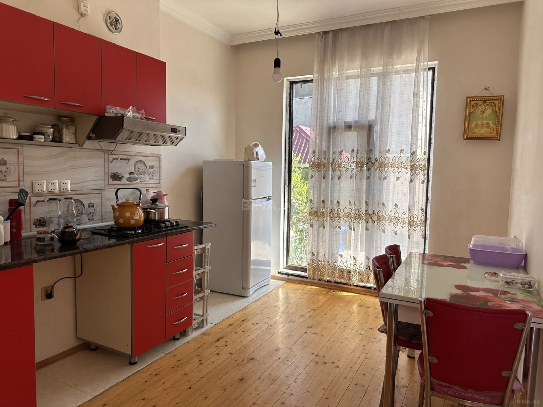 Satılır 3 otaqlı həyət evi 100 m²