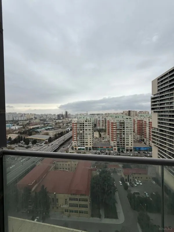 Satılır 2 otaqlı mənzil 98 m²