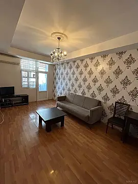 Kirayə verilir 2 otaqlı mənzil 60 m²