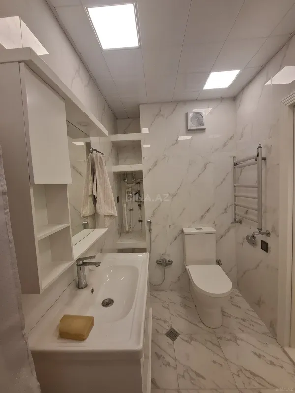 Kirayə verilir 3 otaqlı mənzil 125 m²