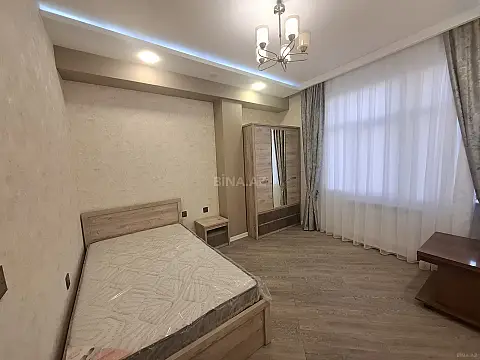 Kirayə verilir 3 otaqlı mənzil 125 m²