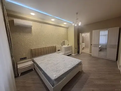 Kirayə verilir 3 otaqlı mənzil 125 m²