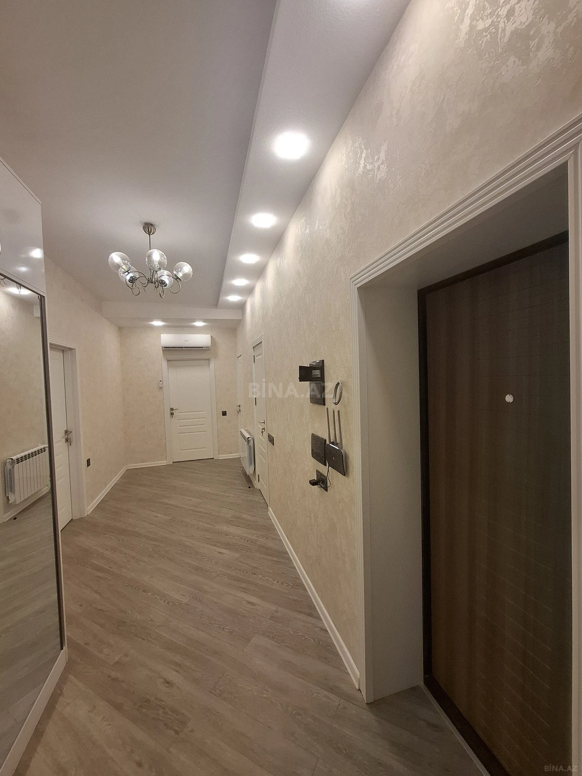 Kirayə verilir 3 otaqlı mənzil 125 m²