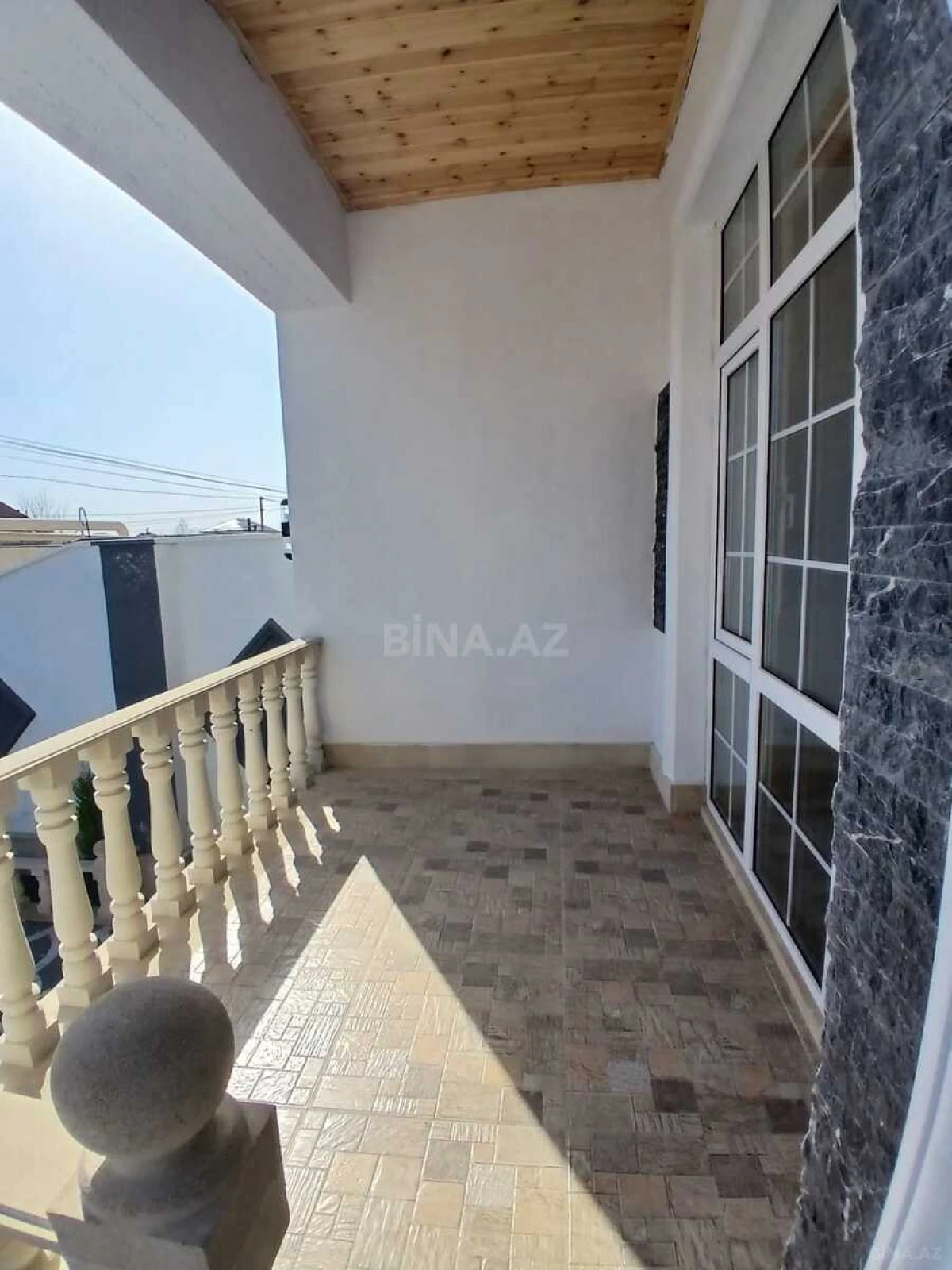 Satılır 4 otaqlı həyət evi 100 m²