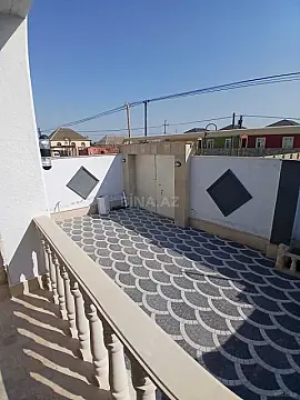 Satılır 4 otaqlı həyət evi 100 m²