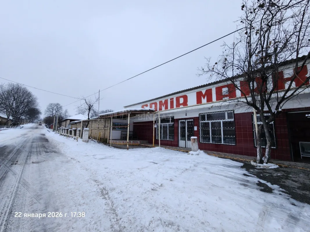 Satılır obyekt 250 m²