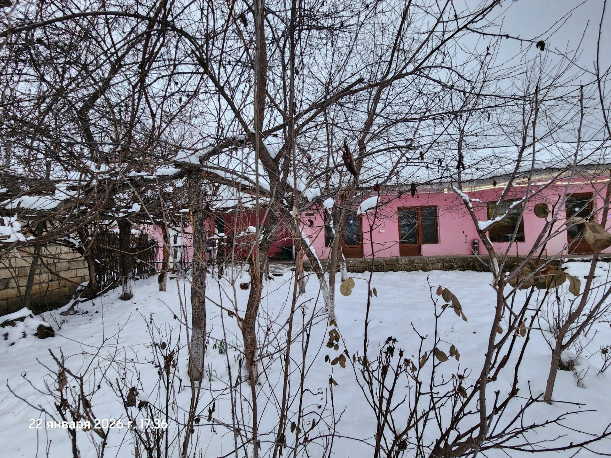 Satılır obyekt 250 m²