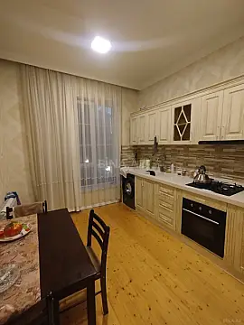 Satılır 4 otaqlı həyət evi 125 m²