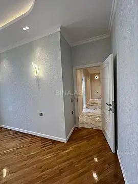 Satılır 2 otaqlı mənzil 80 m²