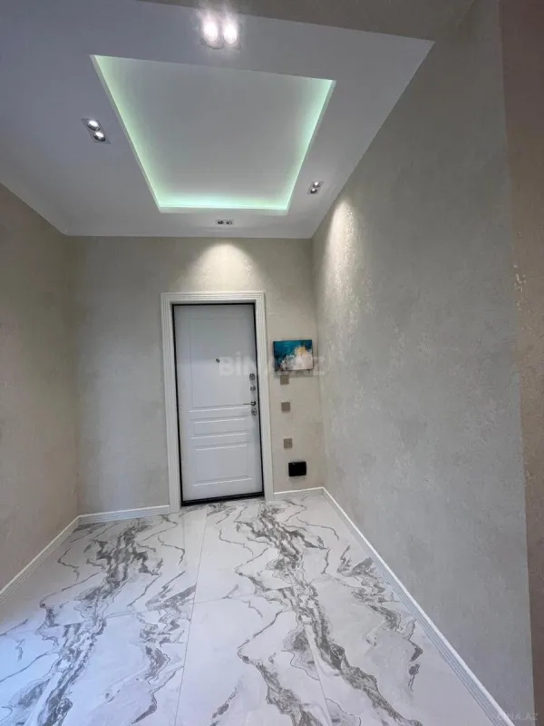 Satılır 2 otaqlı mənzil 80 m²