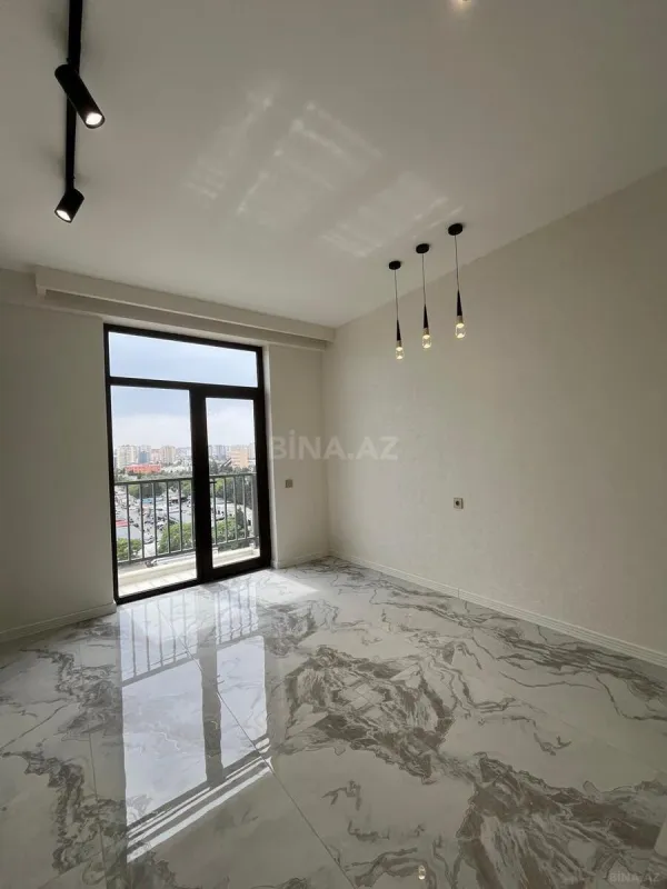 Satılır 2 otaqlı mənzil 80 m²